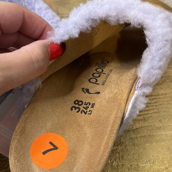BIRKENSTOCK Papillio Namics Teddy Shearling Purple Fog Mule Wedges, size 7 - Picture 11 of 12